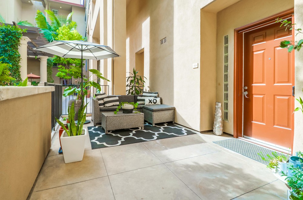 Virtual tour photo 14 of 53 for 301 W G St