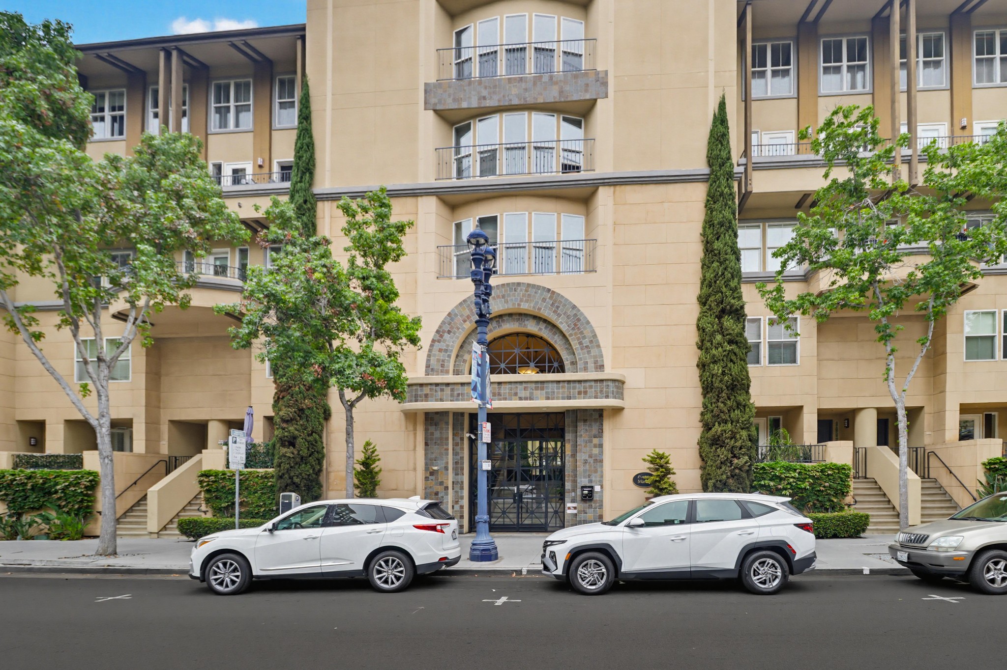 Virtual tour photo 1 of 59 for 301 W G St #321