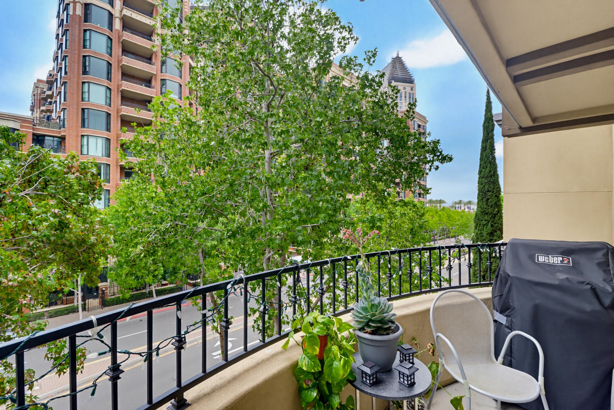 Virtual tour photo 21 of 59 for 301 W G St #321