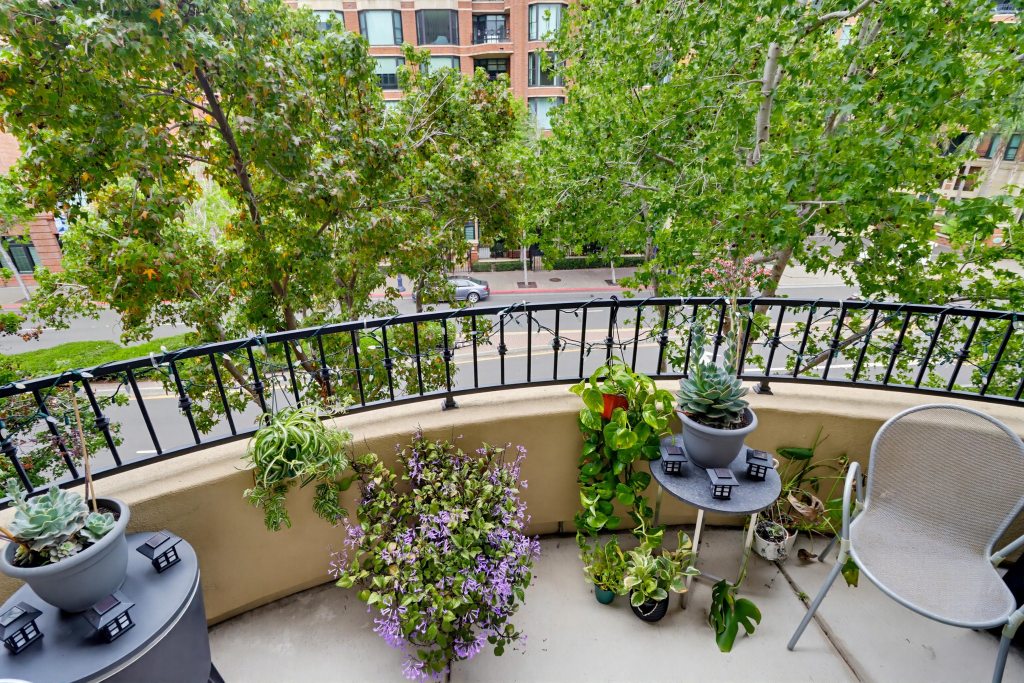 Virtual tour photo 22 of 59 for 301 W G St #321