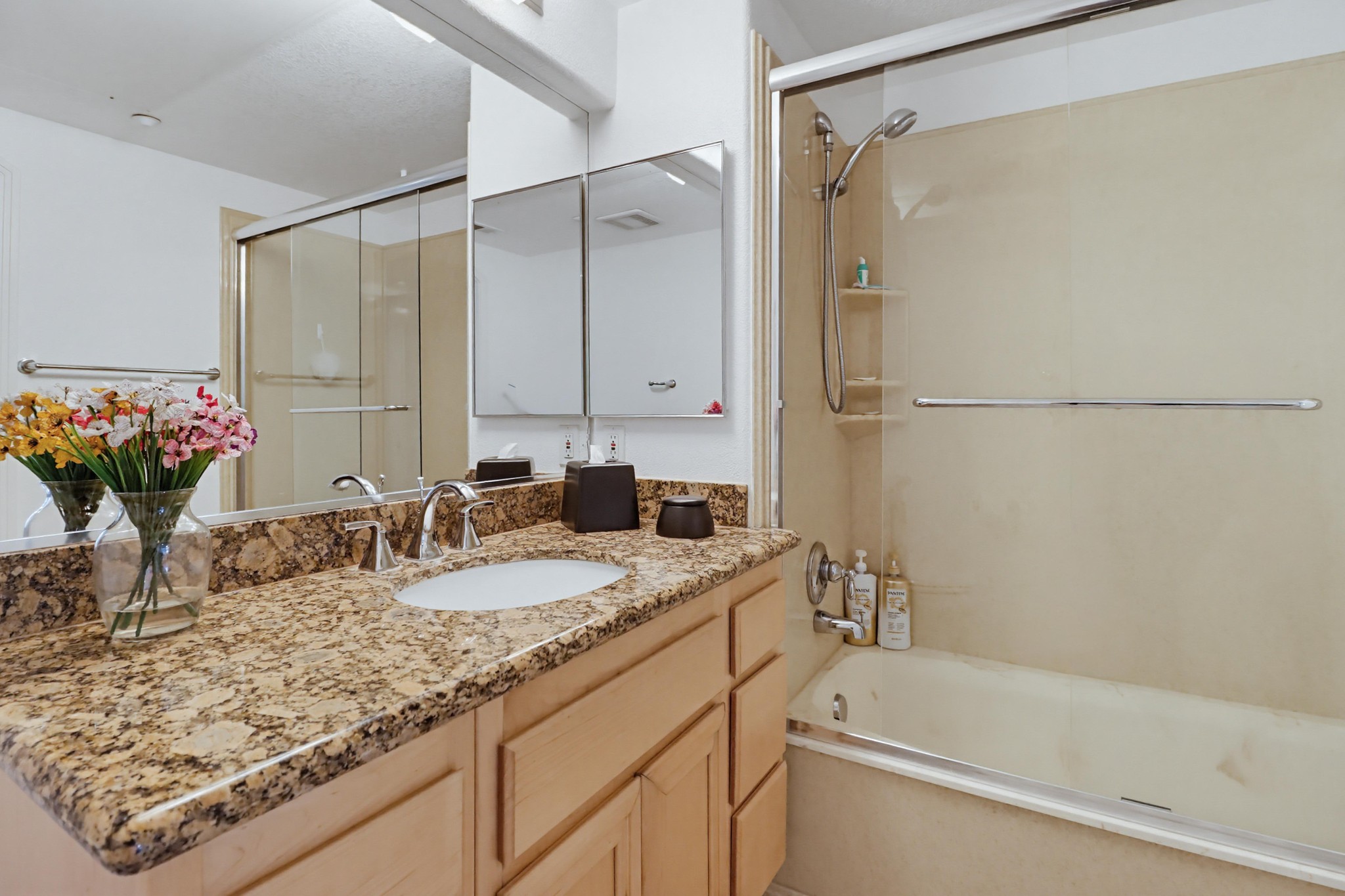 Virtual tour photo 36 of 59 for 301 W G St #321