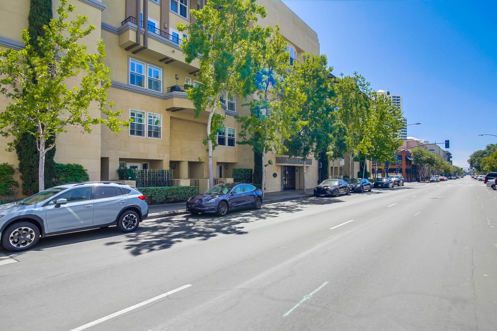 Virtual tour photo 4 of 55 for 301 W G St