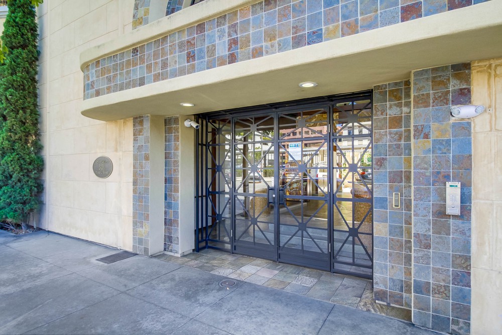 Virtual tour photo 6 of 55 for 301 W G St