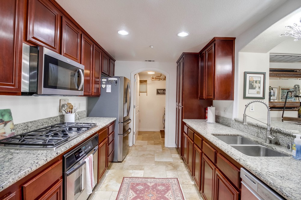 Virtual tour photo 33 of 55 for 301 W G St