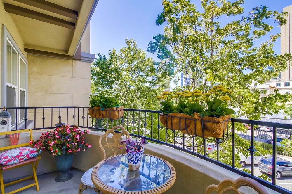 Virtual tour photo 41 of 55 for 301 W G St