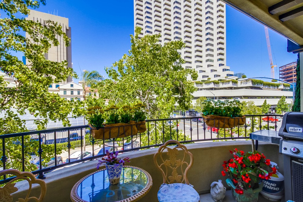 Virtual tour photo 43 of 55 for 301 W G St