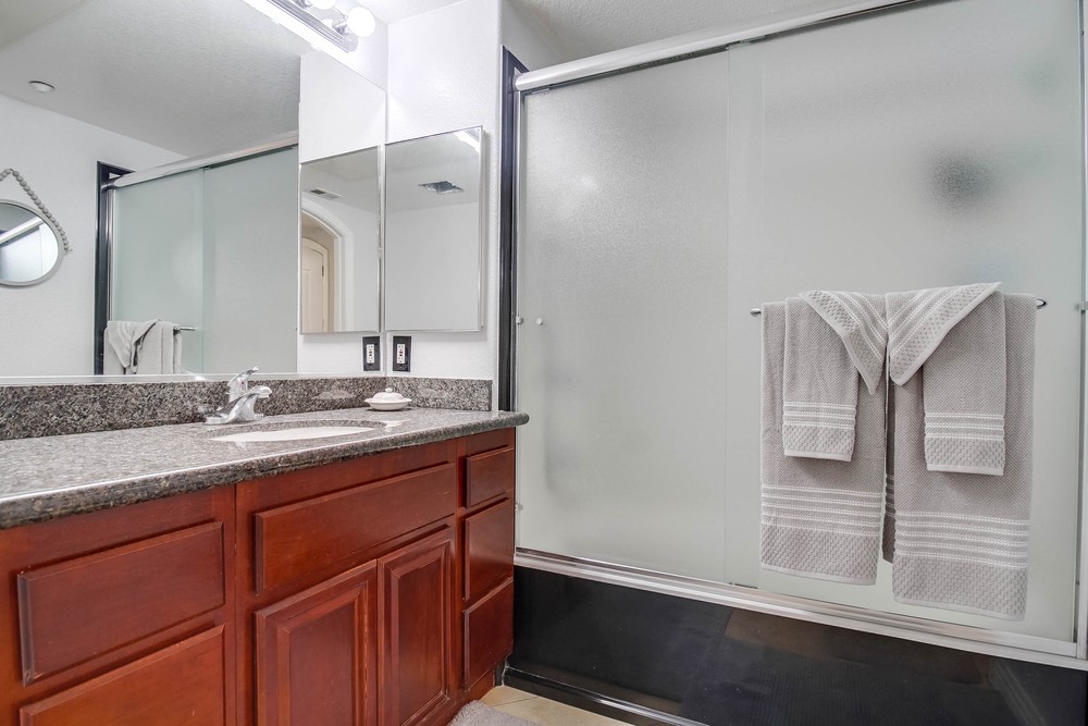 Virtual tour photo 47 of 55 for 301 W G St