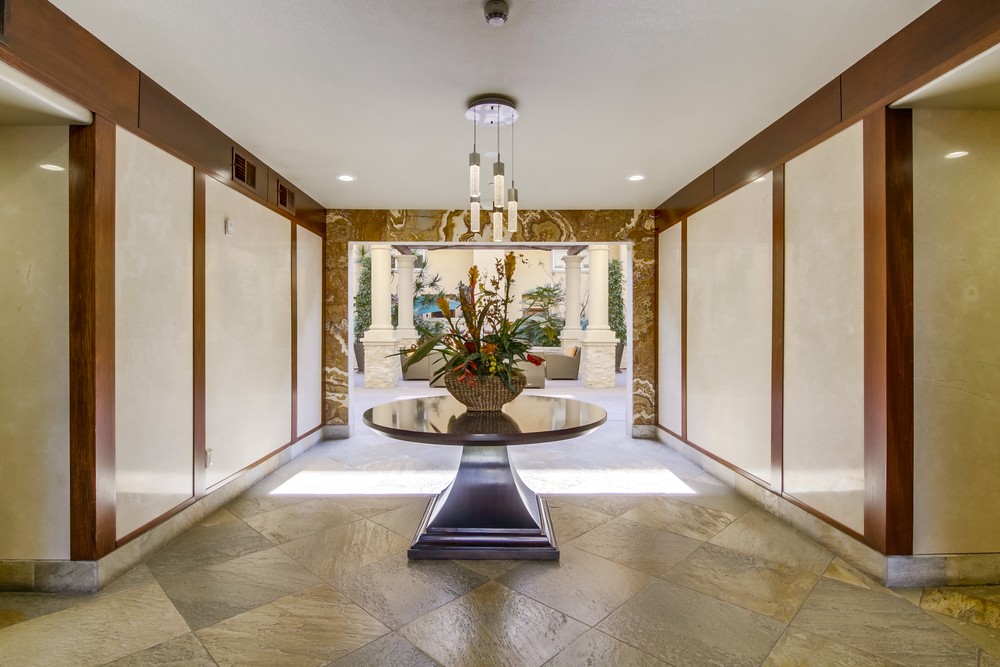 Virtual tour photo 7 of 53 for 301 W G St #423