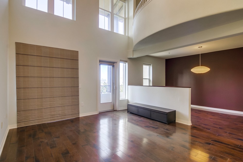 Virtual tour photo 10 of 53 for 301 W G St #423
