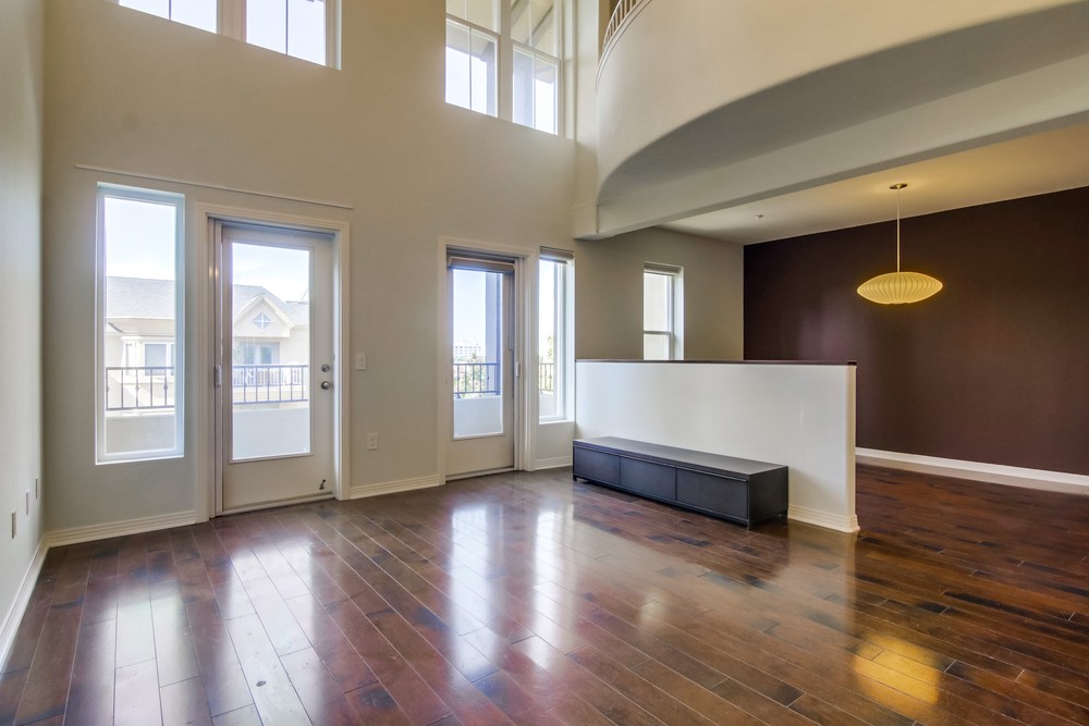 Virtual tour photo 11 of 53 for 301 W G St #423