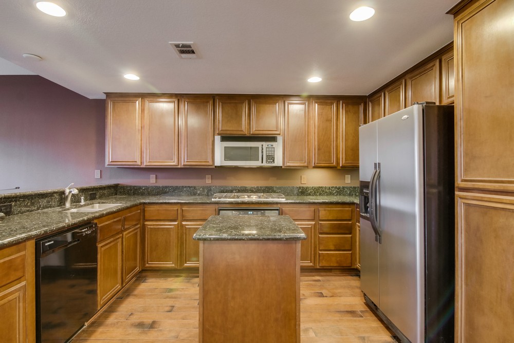 Virtual tour photo 25 of 53 for 301 W G St #423