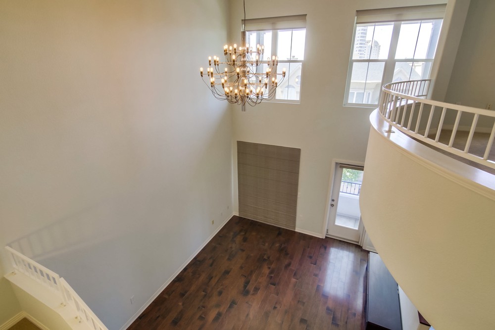 Virtual tour photo 37 of 53 for 301 W G St #423