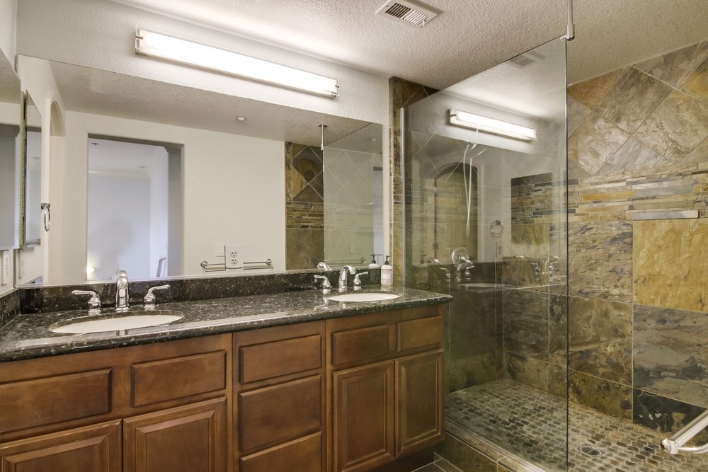Virtual tour photo 43 of 53 for 301 W G St #423