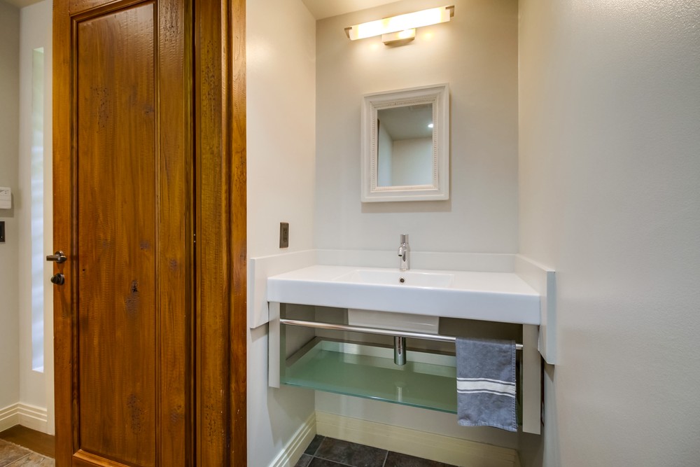 Virtual tour photo 14 of 58 for 301 W G St #431