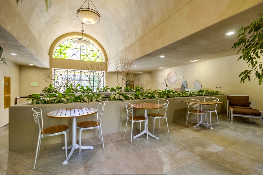 Virtual tour photo 55 of 58 for 301 W G St #431