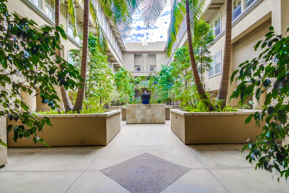Virtual tour photo 6 of 77 for 301 W G St