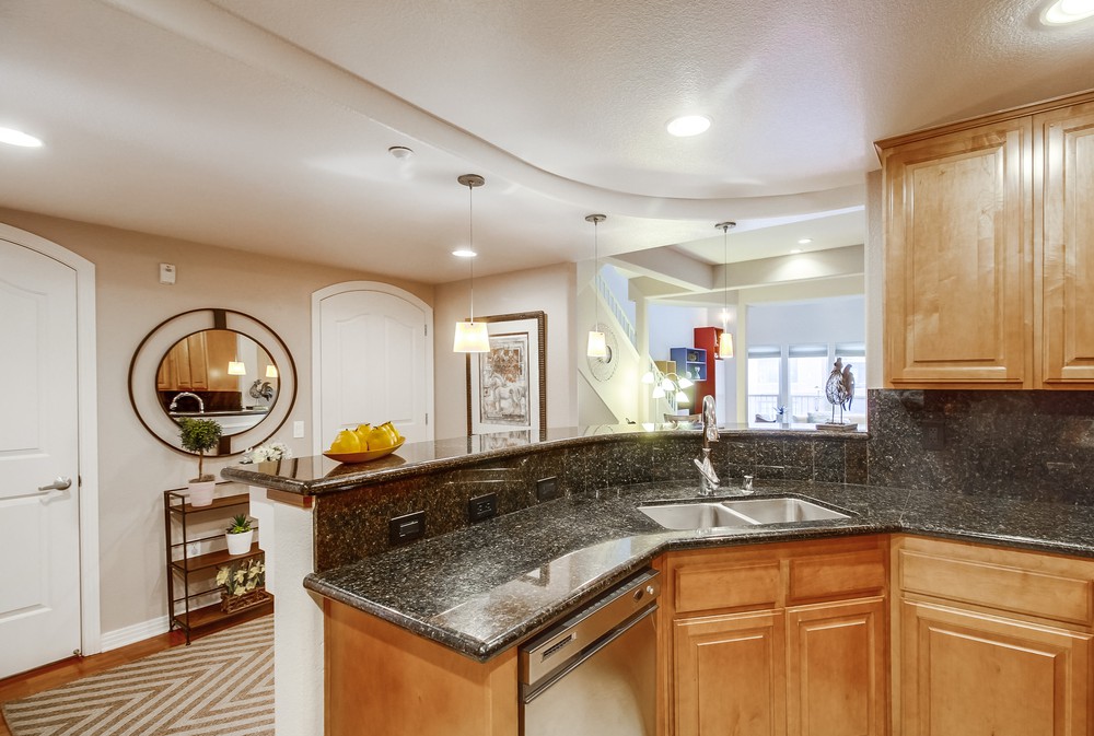 Virtual tour photo 31 of 77 for 301 W G St