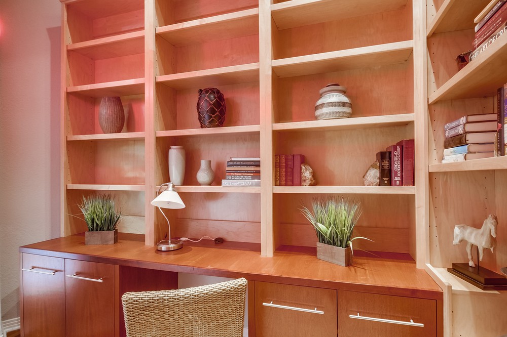 Virtual tour photo 37 of 77 for 301 W G St