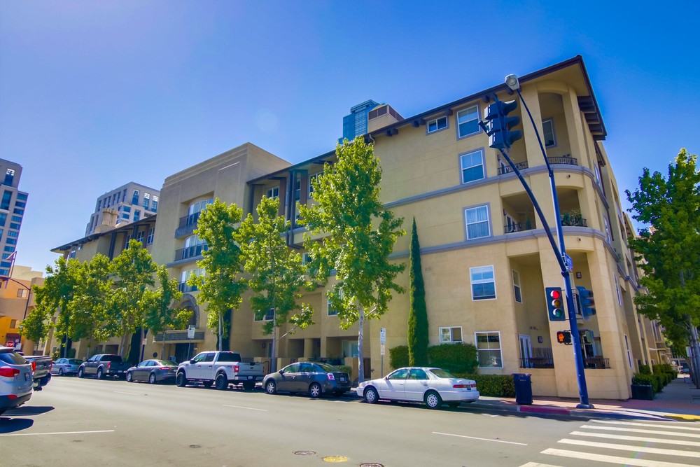 Virtual tour photo 5 of 59 for 301 W G St