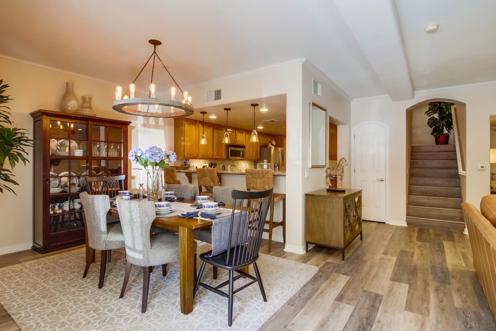 Virtual tour photo 21 of 59 for 301 W G St