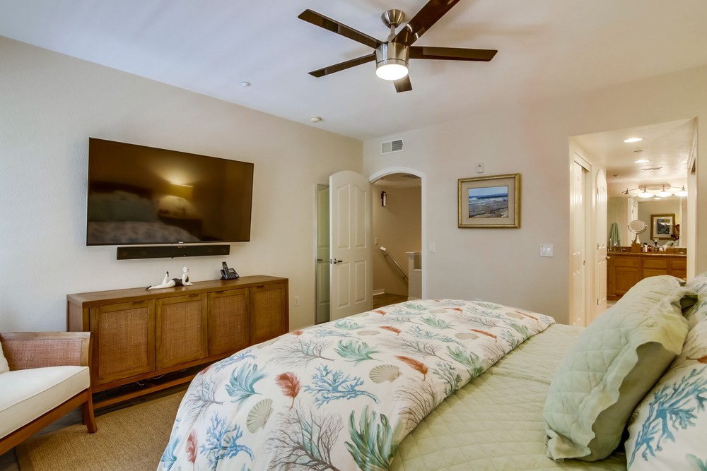 Virtual tour photo 41 of 59 for 301 W G St