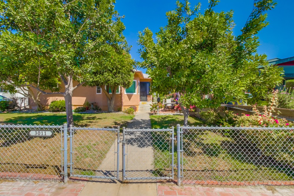 Virtual tour photo 1 of 40 for 3011 29th St