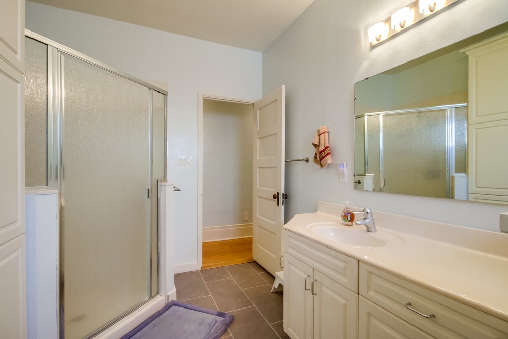 Virtual tour photo 32 of 40 for 3011 29th St