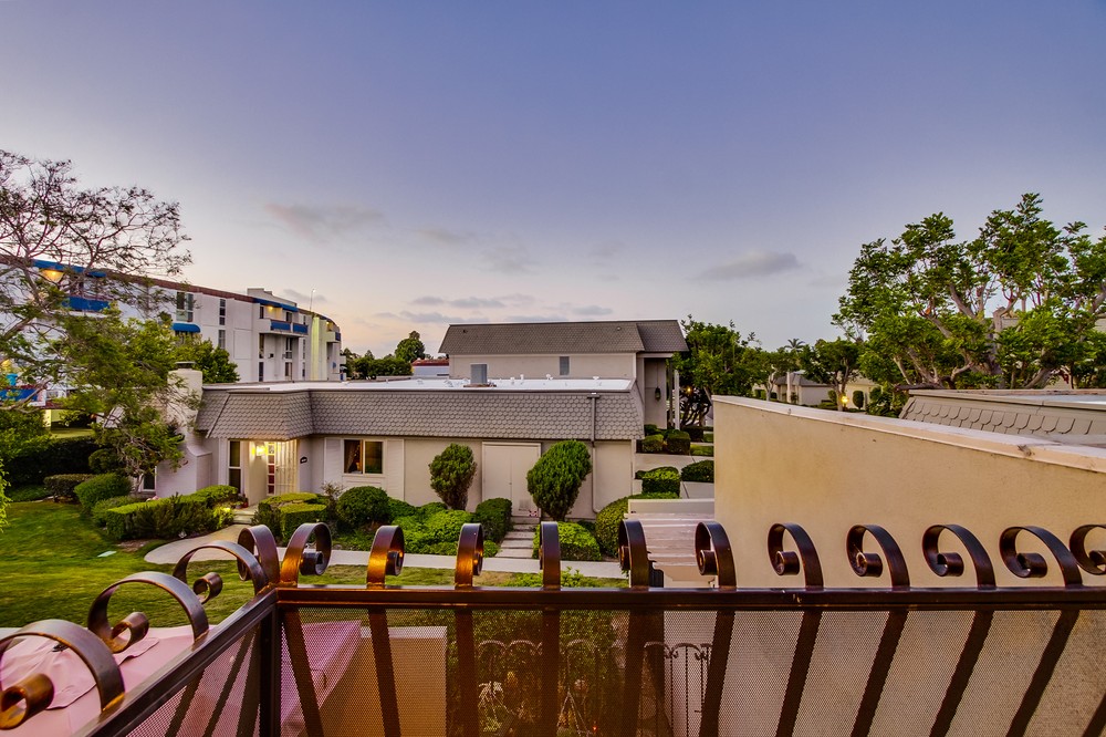 Virtual tour photo 40 of 64 for 3013 Orleans East