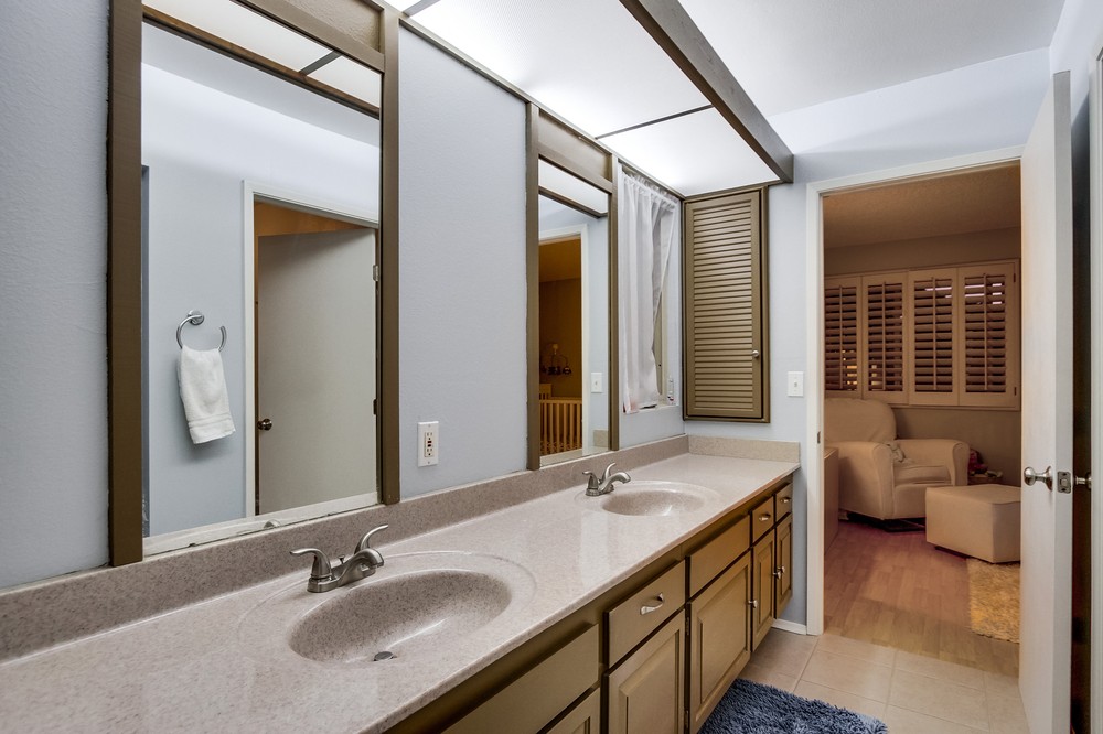Virtual tour photo 43 of 64 for 3013 Orleans East