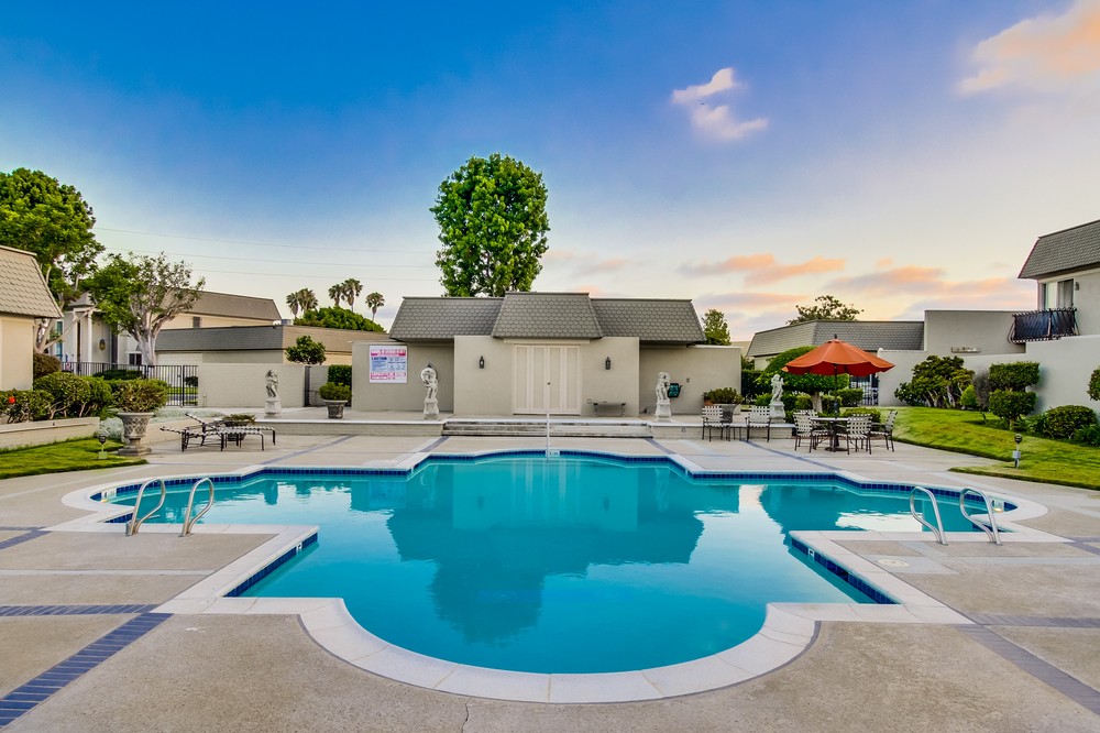 Virtual tour photo 64 of 64 for 3013 Orleans East