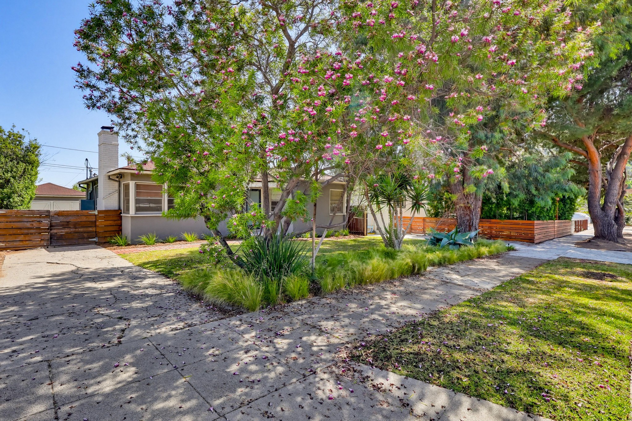 Virtual tour photo 3 of 68 for 3014 Sagamore Way