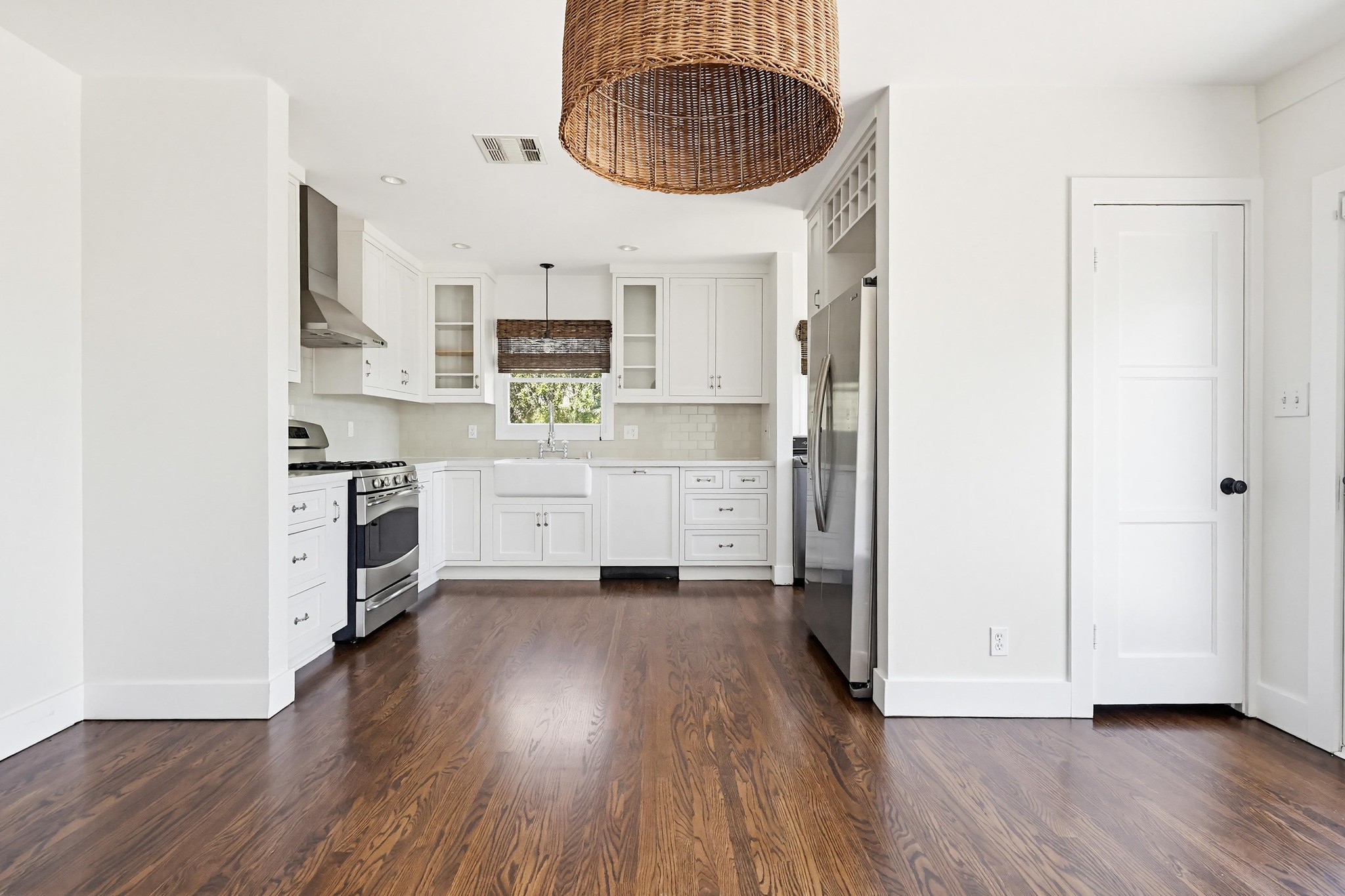Virtual tour photo 17 of 68 for 3014 Sagamore Way