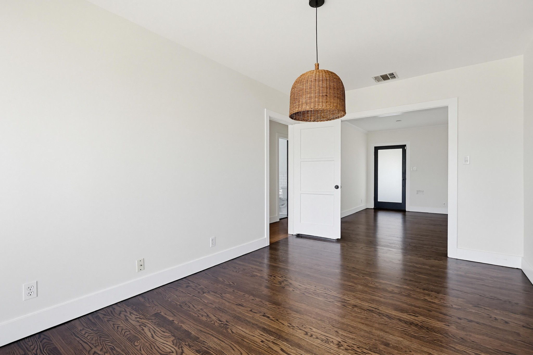Virtual tour photo 20 of 68 for 3014 Sagamore Way