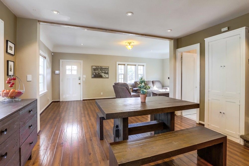Virtual tour photo 14 of 43 for 3017 Elm St