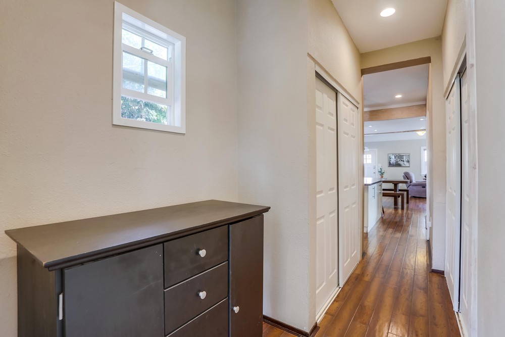Virtual tour photo 19 of 43 for 3017 Elm St