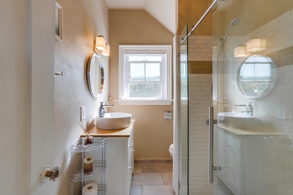 Virtual tour photo 31 of 43 for 3017 Elm St