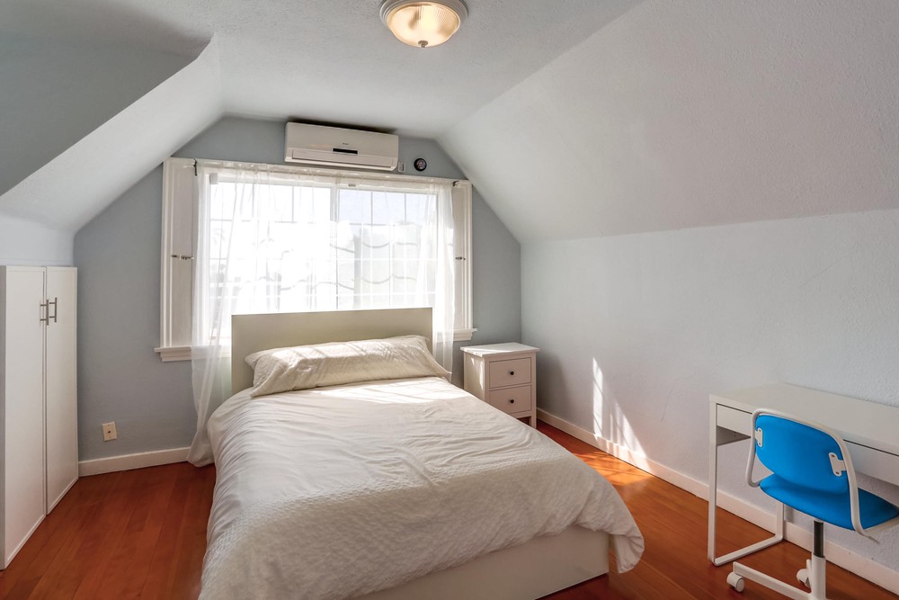 Virtual tour photo 32 of 43 for 3017 Elm St