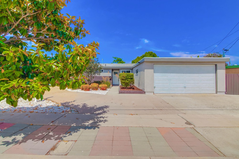 Virtual tour photo 1 of 50 for 3017 Melbourne Dr
