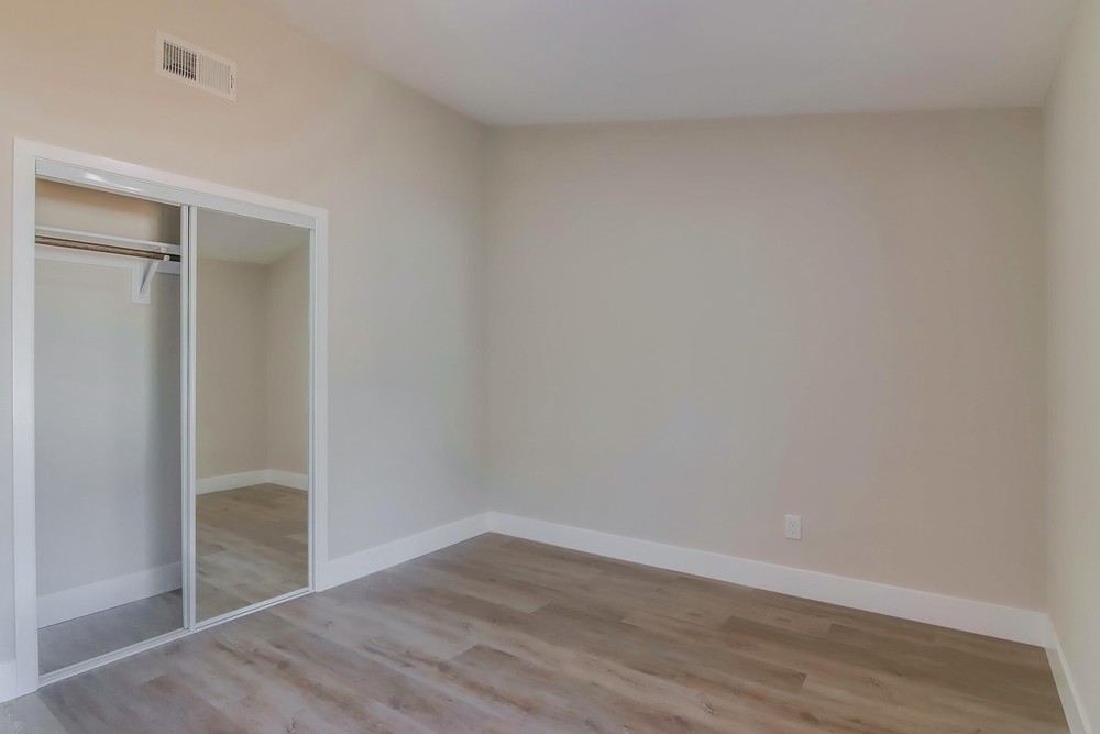 Virtual tour photo 36 of 50 for 3017 Melbourne Dr