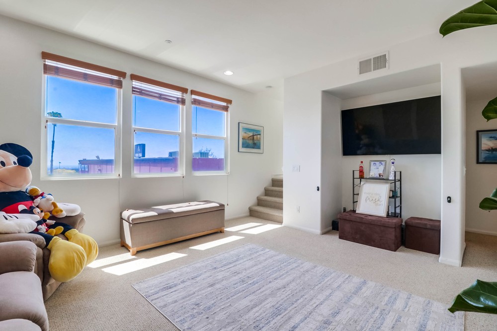 Virtual tour photo 10 of 34 for 3018 Beachwood Bluff Way