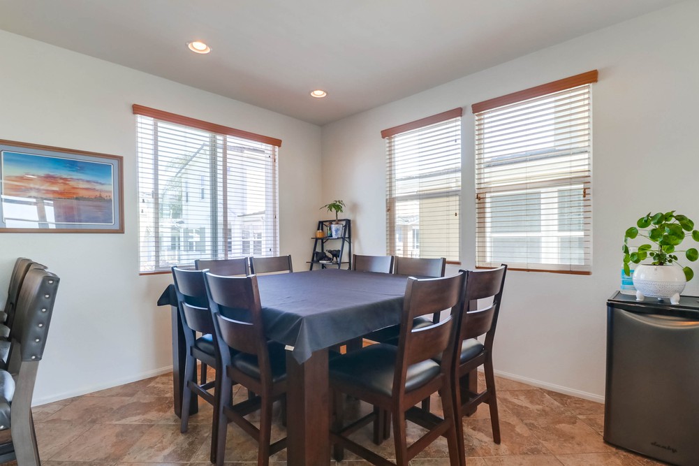 Virtual tour photo 12 of 34 for 3018 Beachwood Bluff Way