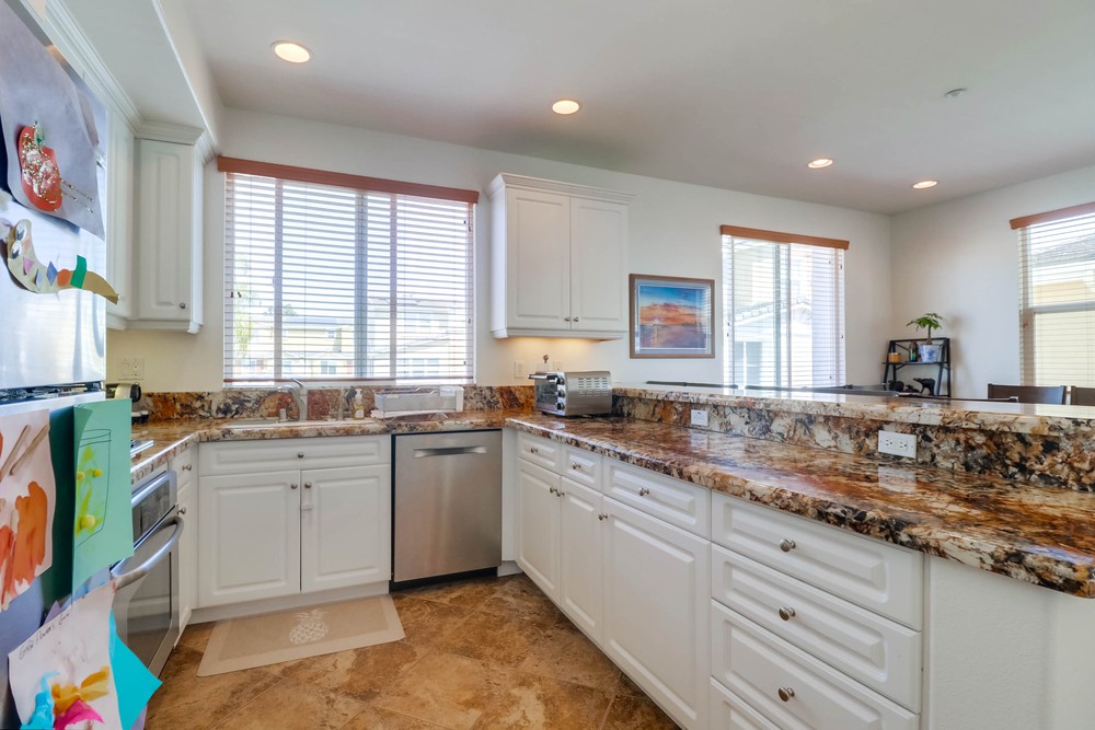 Virtual tour photo 17 of 34 for 3018 Beachwood Bluff Way