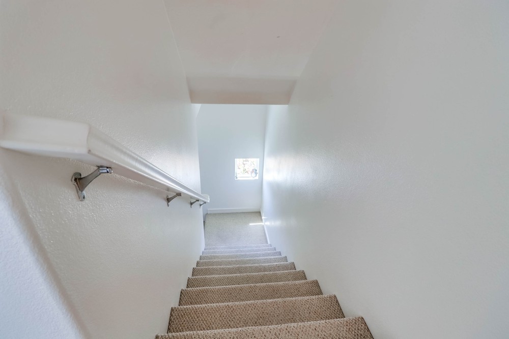 Virtual tour photo 21 of 34 for 3018 Beachwood Bluff Way