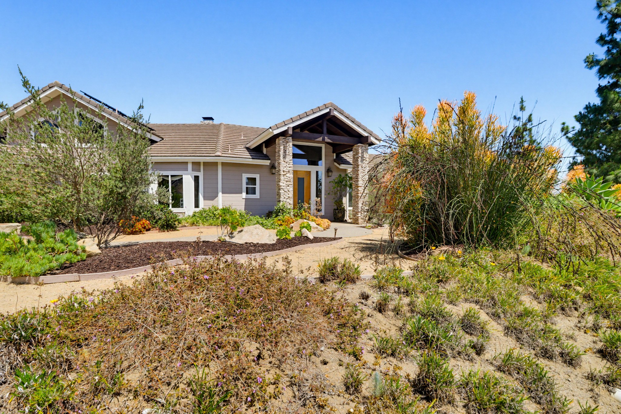 Virtual tour photo 9 of 105 for 3019 Calle Allejandro