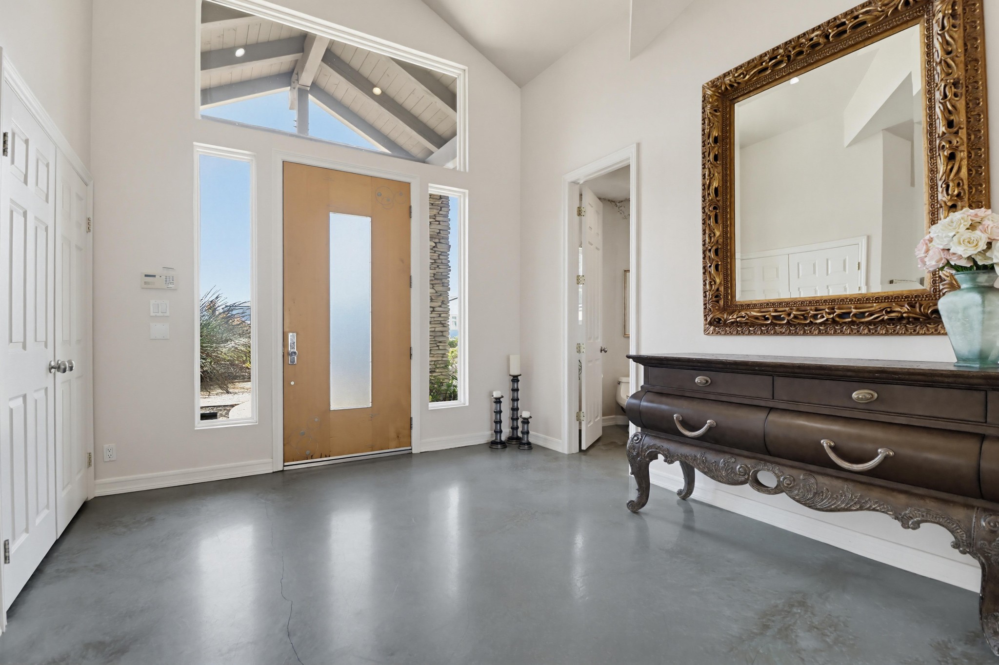 Virtual tour photo 14 of 105 for 3019 Calle Allejandro