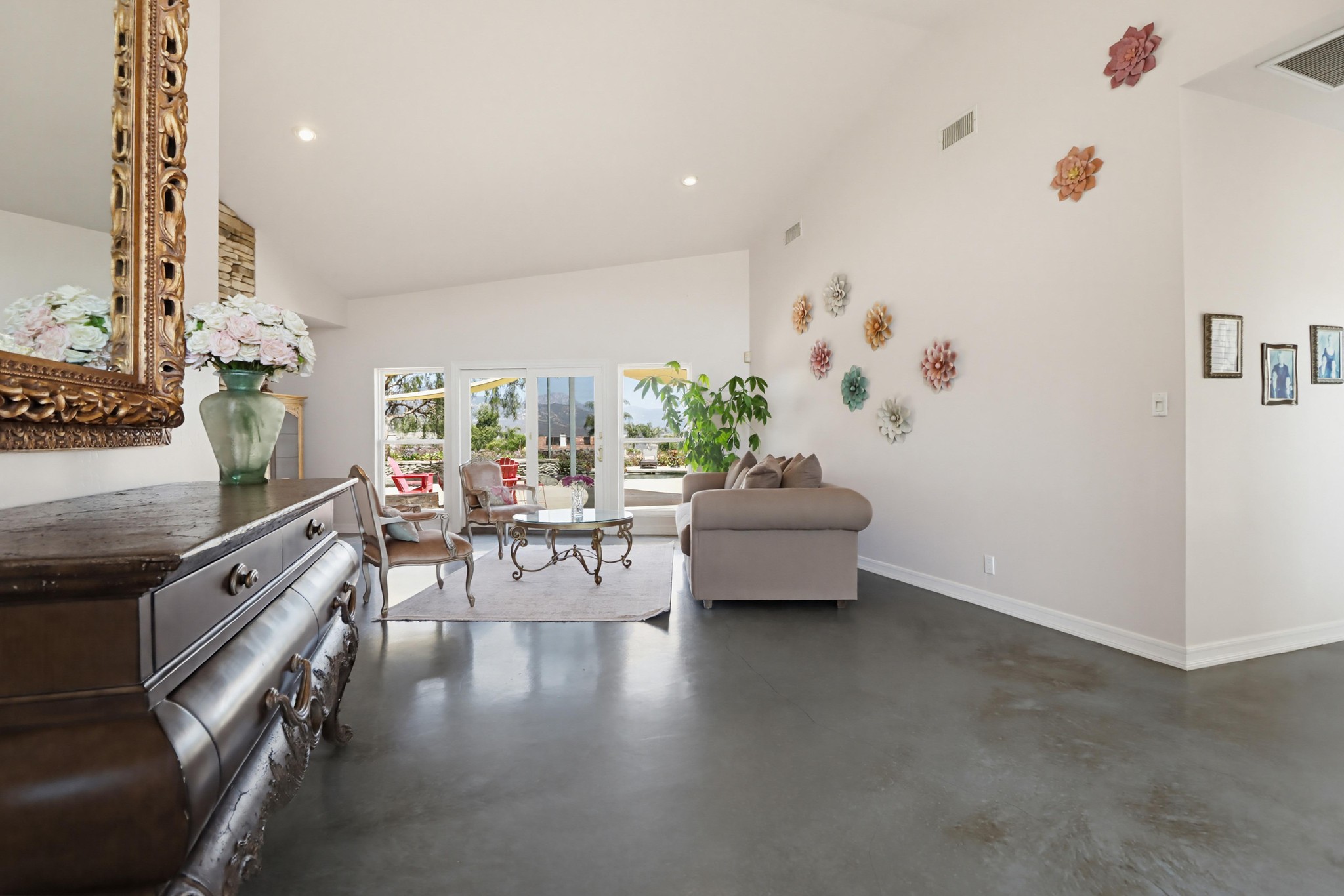 Virtual tour photo 15 of 105 for 3019 Calle Allejandro