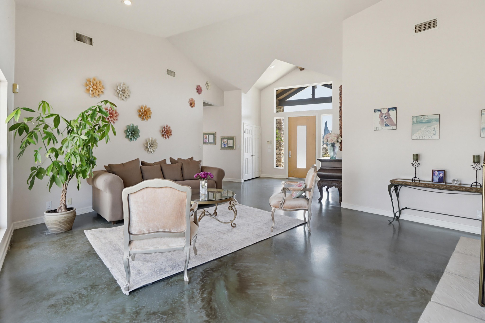 Virtual tour photo 17 of 105 for 3019 Calle Allejandro
