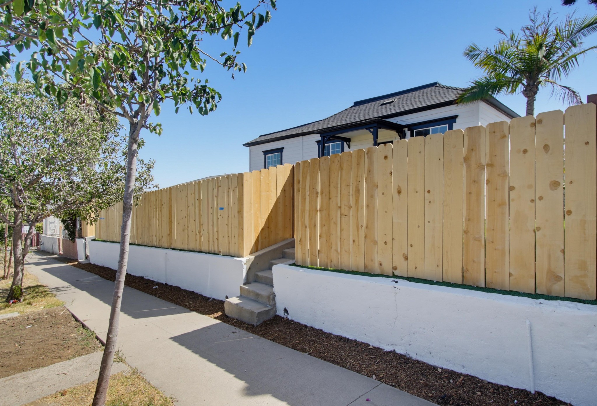 Virtual tour photo 1 of 37 for 3019 Martin Ave