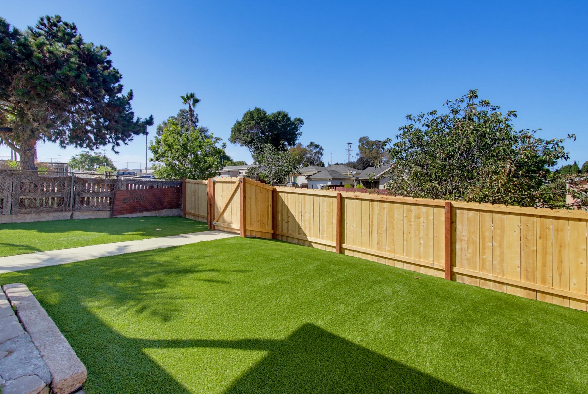 Virtual tour photo 7 of 37 for 3019 Martin Ave