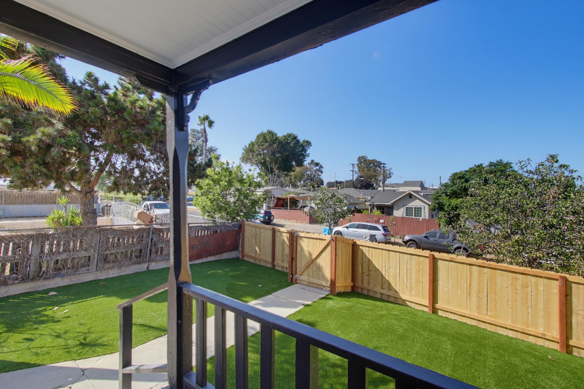 Virtual tour photo 10 of 37 for 3019 Martin Ave